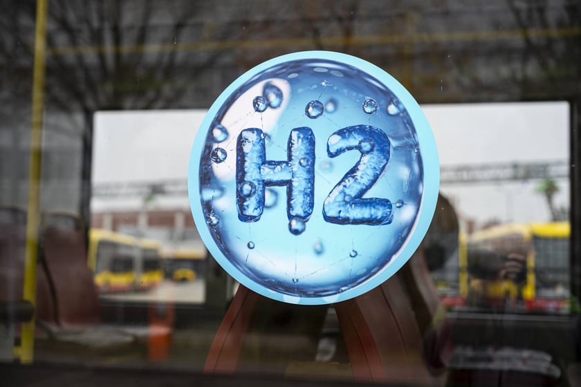 Solaris Urbino 12 hydrogen w zajezdni MPK Wrocław